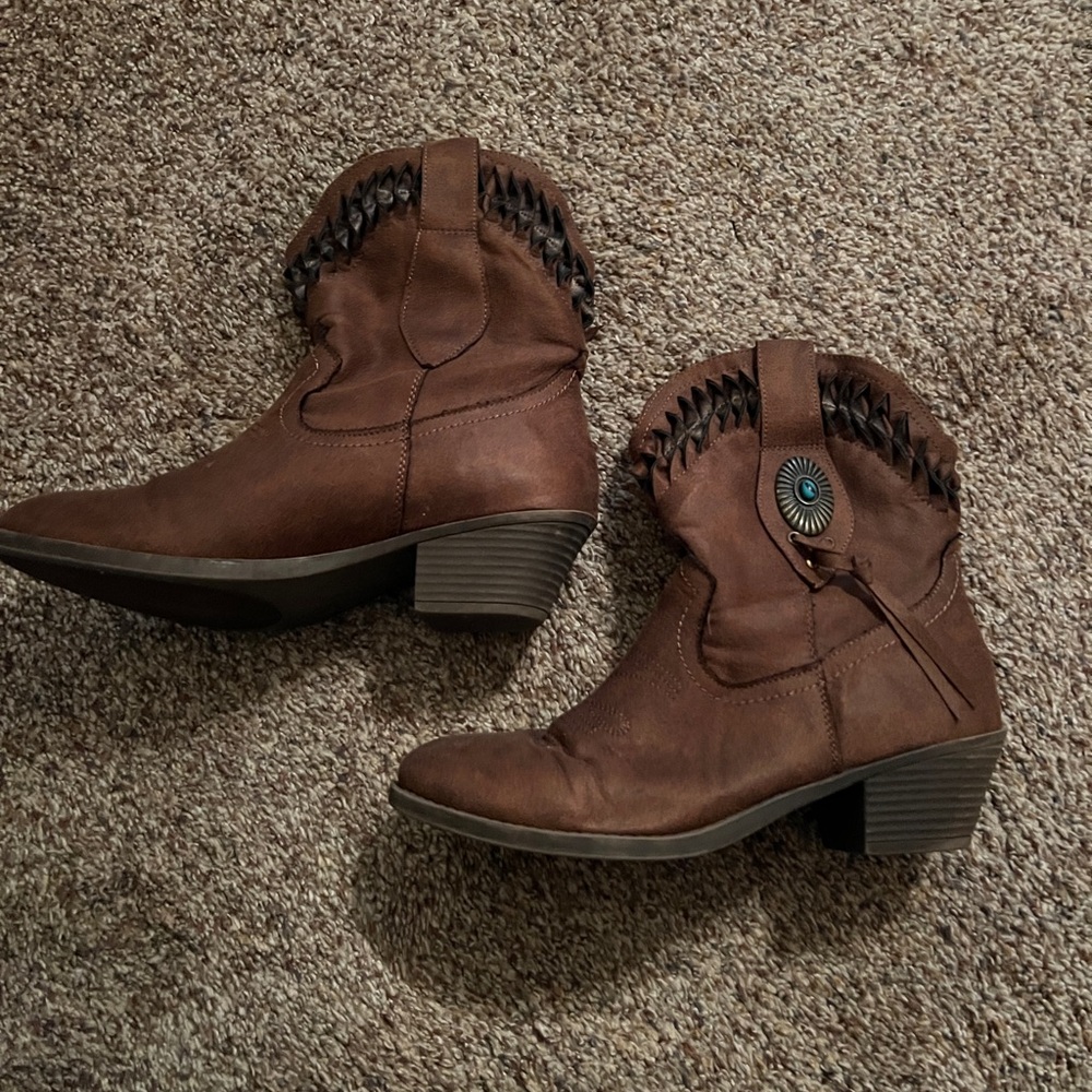 Rampage Cowboy Boots